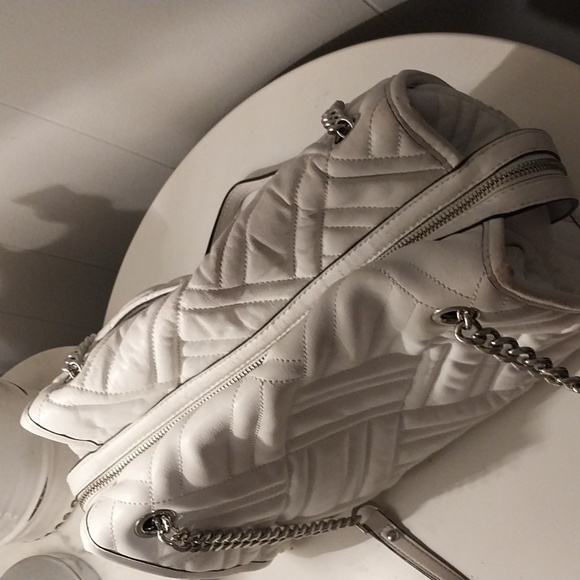 Michael Kors Kathy Quilted Bag - Picture 6 of 12